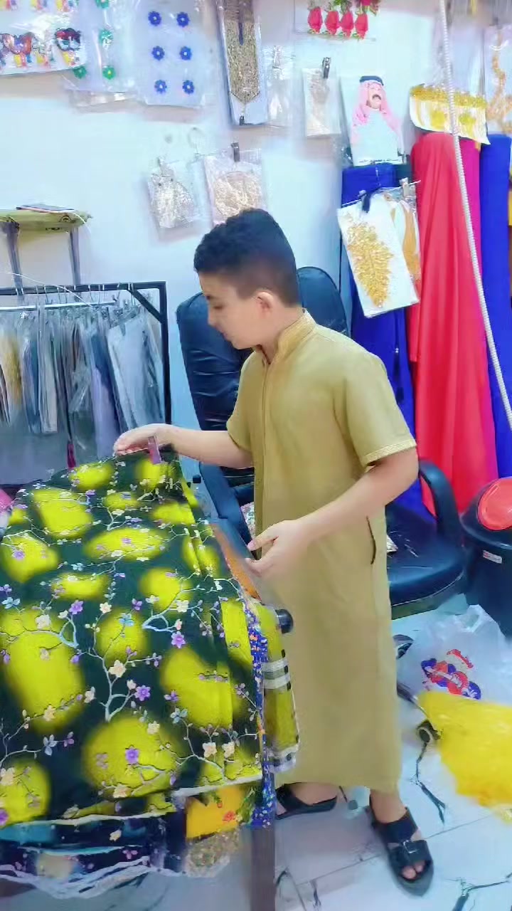 🔥🔥 وصل الجديد بأقمشة البرنسيسة 🔥🔥

✨ قماش كريشه ✨
خامة باردة وناعمة كلش 😍
رتابة وفخامة ونقشة تخبل على اللبس 🤍👌

🌟 خامة تستاهل التجربة… والجمال يبين من أول نظرة!

📍 العنوان: قضاء الصويرة – جويميسه الغربية – نزلة شيخ عدنان – مجاور المضمد عبد الودود

📞 للطلب والاستفسار: ***********

❤️ أقمشة البرنسيسة… الذوق عنواننا والجودة اختياركم ❤️
