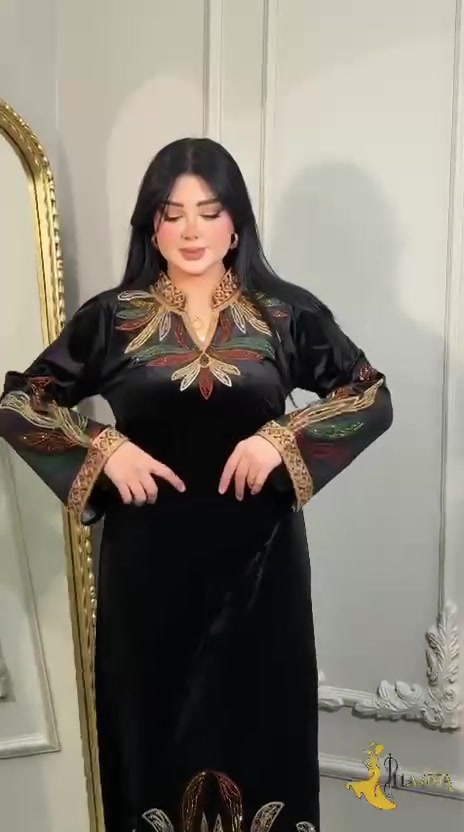 💥 تألقي دائما ويا البغدادية 💥

🔵 كلابيه خامه مخمل كوري كلوش ماركة الحسناء 

🟢 القياسات المتوفره
 L XL 2XL 
 السعر 18 الف 

🔴 متوفره بعدة الوان 

يتوفر لدينا توصيل لجميع المحافظات ب 5000

للتواصل معنا على الواتس اب ***********
