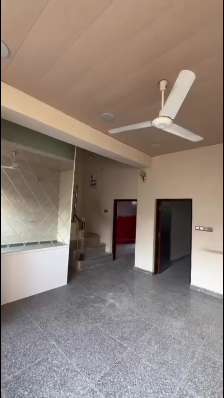 للايجار • غرفتين • محاربين شارع ٦٠