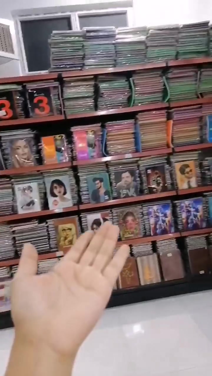 🎒📚 بمناسبة قرب العودة للمدارس سوّينا الكم عرض حلو على السجلات 😍

أبو 100 👉 بـ 1000 دينار
أبو 150 👉 بـ 1500 دينار
أبو 200 👉 بـ 2000 دينار

جهزوا مستلزمات المدرسة بأسعارنا الحلوة 💕✨
يوجد لدينا  توصيل للاستفسار  مراسلة الصفحه او الاتصال برقم
***********
💎 بابل ـــ القاسم ـــ الجمعيه ــ  الشارع السايدين (شارع السكلات
