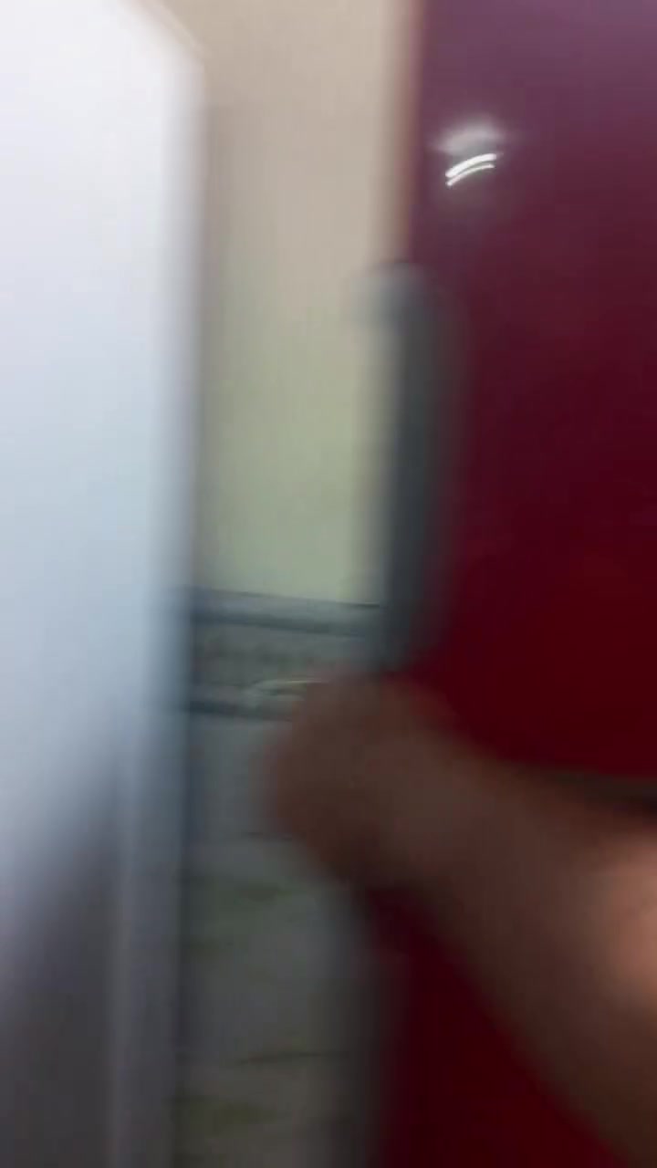 ***********
