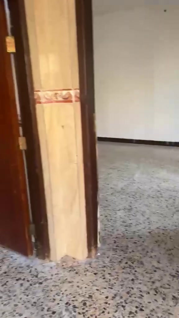 يتوفر بيت للايجار في مدينه الرمادي منطقه الزراعه قرب السوق العصري مساحه ٣٠٠طابقين عدد غرف خمسه تفاصيل داخل فيديو سعر 650
***********
