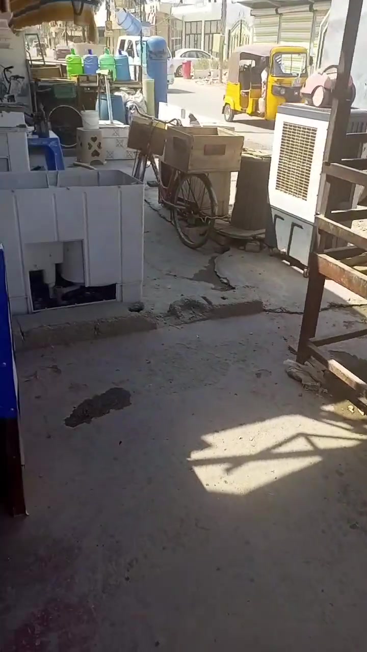 محل دجاج ذبح للبيع كامل هوه وغراضه 
موقع المحل المراسمه قرب طرشي الامير 
مقابيل صالون ضوء القمر 
سبب البيع عدم التفرغ 
للاستفسار ***********
