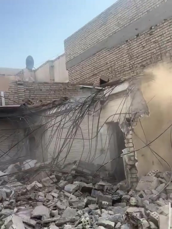 🚜 مستعدون لتنفيذ جميع أعمال التفليش والهدم!***********
🏠 هدم الدور والمباني القديمة
🧱 تفليش ورفع الأنقاض
🚛 نقل الأنقاض والمواد
💰 أسعار مناسبة
⚡ سرعة بالإنجاز والتزام بالمواعيد
📞 للاستفسار والحجز: اتصلوا بنا***********
