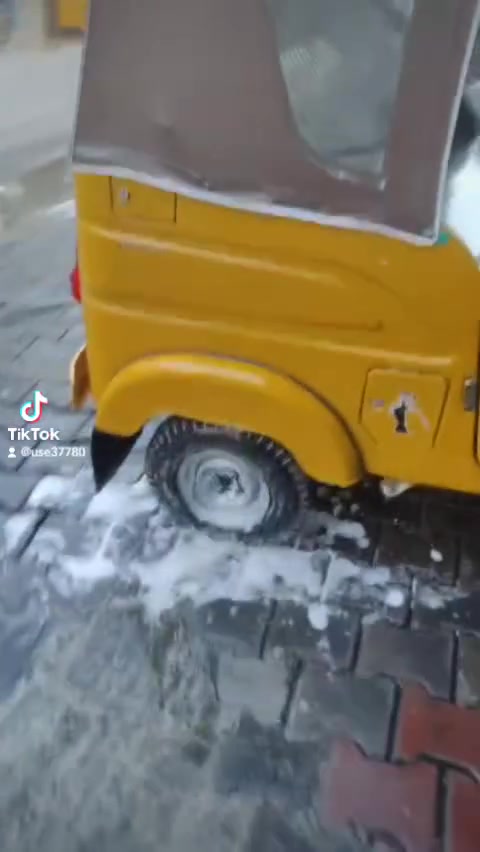 سلام عليكم تكتك للبيع موديل ٢١ للو جبه لول صفر بي بس صفح ودوس
رقم ونسويه بغداد

مكاني بغداد الكماليه

***********
