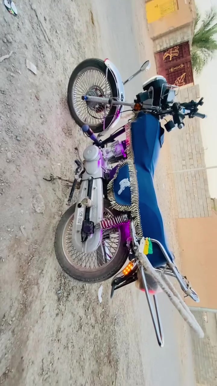 مأطور سونك موديل ٢٤خمسه كير محرك مامفتوح  مكان جلولاء حلوان ***********
