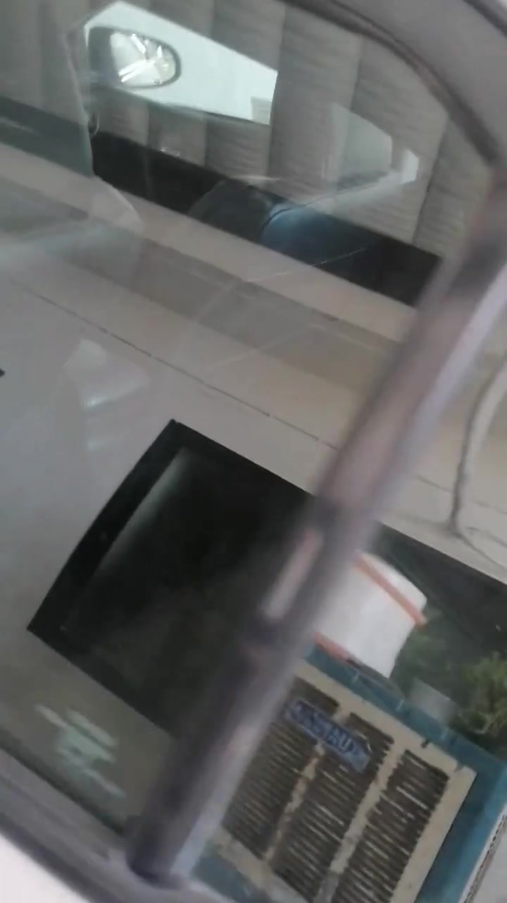 كورلا كندي موديل 2019 سليمانيه نكليزي لون سلفر اي حادث مابيها البجم كبس كلين تبريد فول بطاقه بانزين بيها تحويل مباشر اني صاحبها ماشيا 82 داخلها حيل نضيف ومابيها اي صبغ *********** مكانها كركوك حي النور
