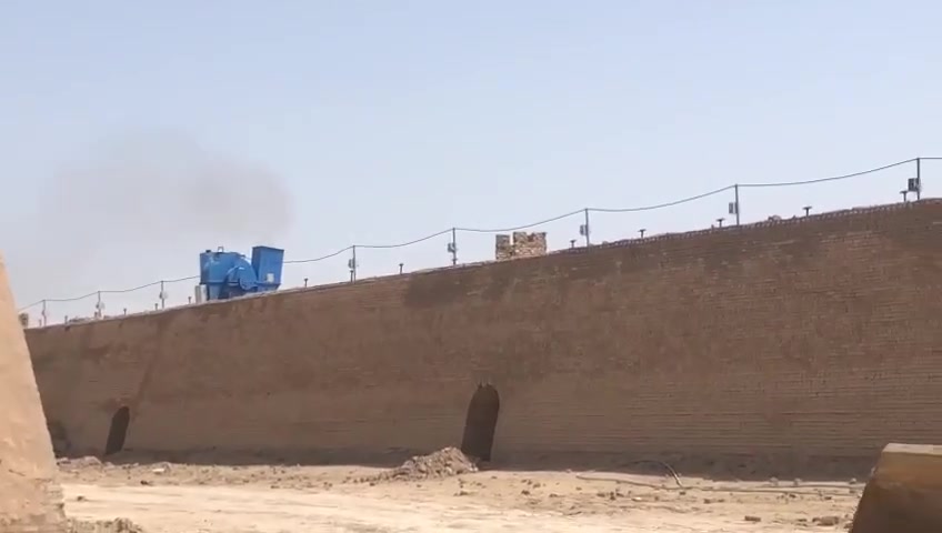 سلام عليكم
معمل طابوك لبيع 
80 دونم 
معمل جاهز
فران جديد 
خط نتاجي جديد 
معمل كامل من كلشي 
‭*********** 
‭***********
