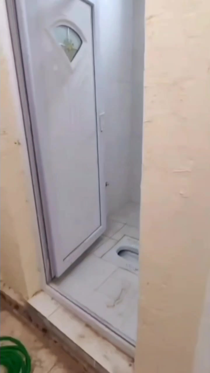 بيت للبيع ٥٠ متر في النجف طابو زراعي مقابيل قرية الغدير خلف المطحنة ينباع بسعر ٢٢ مليون أو أقساط بناء جديد يحتوي ع غرفة وصاله ومطبخ وصحيات
