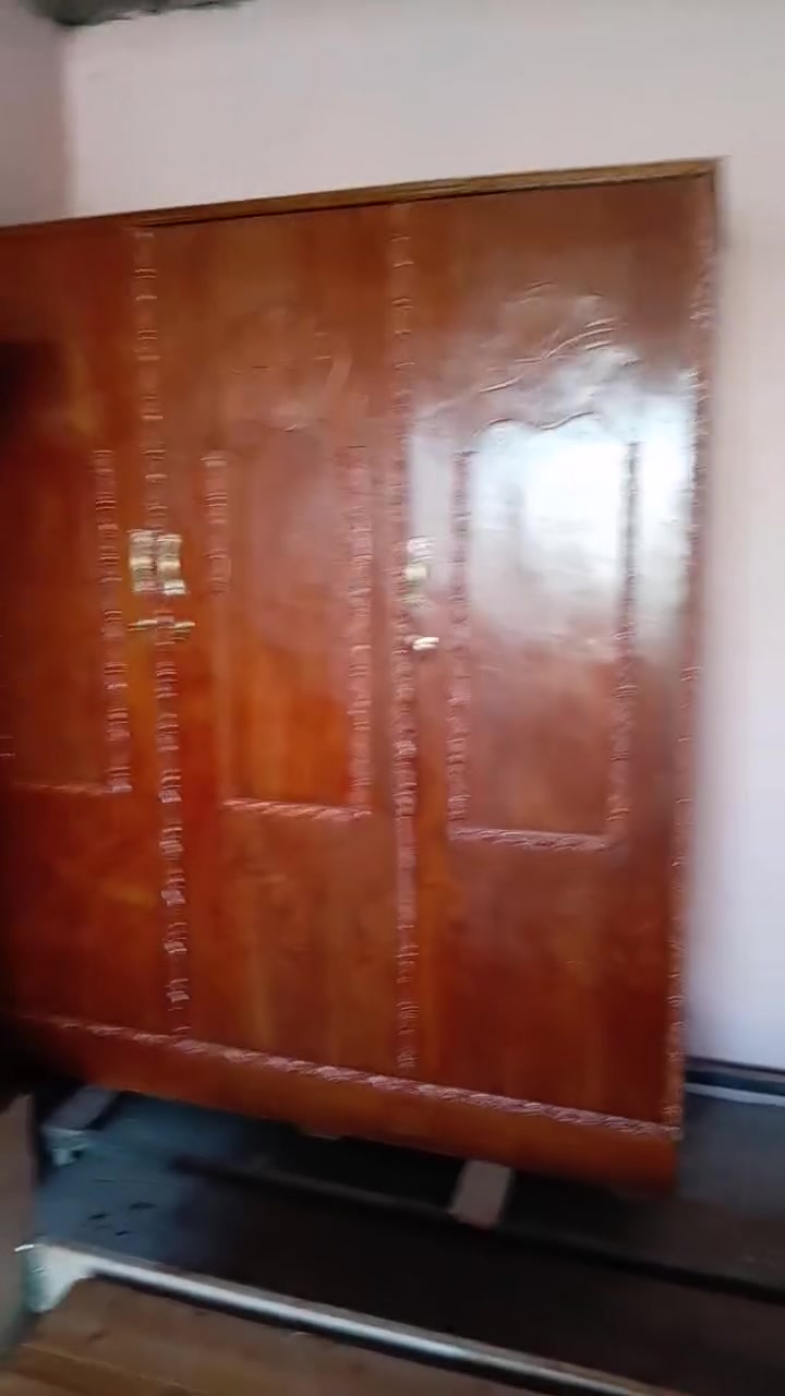غرفه اخشاب • صغيرة • شهربان جسر عوني