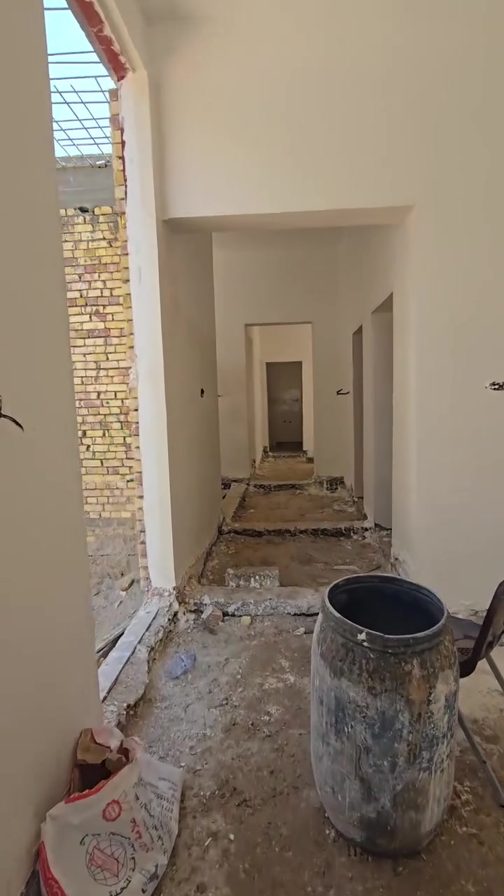 يالله لباخ شغل هندسي درجه اولى شرط فحص هندسي تقطيع طلس تصفير جص بورك الط خارج داخل كرسته وعمال متر كباله بسعار مناسبه جدا***********
***********
