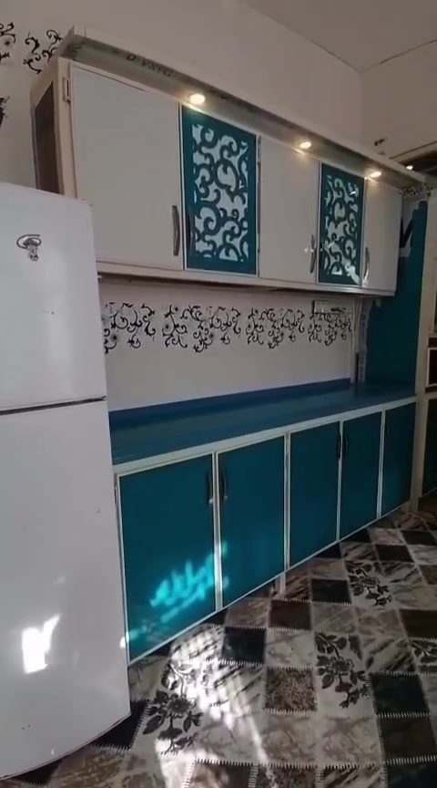 سلام عليكم
بيت زراعي للبيع 

 مساحته ١٥٠م وجه ٧ونص ونزال ٢٠م 

مكانه حي الكوفه 

 يتكون من وغرفتين وصاله ومطبخ وصحيات داخليه وخارجيه  والديوانيه عوزها بس سكف

بناء بلوك عكاده بيت جديد توه كامل 

السعر [60[ وبي مجال للشراي

لاستفسار مراسلة الحساب أو الاتصال على الرقم 

***********
