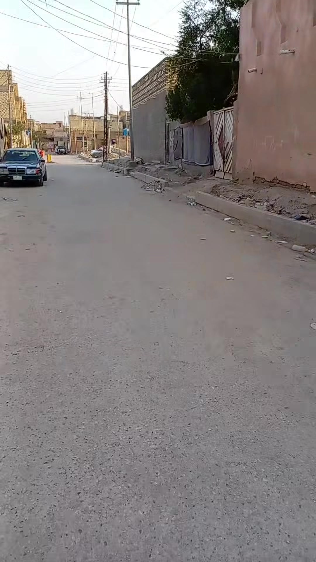 بيت للبيع • ٢٤٠م • مجاور المدارس