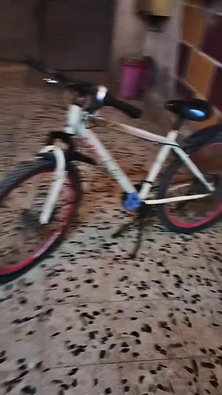 بايسكل جبلي • نضيف • بس بريكات