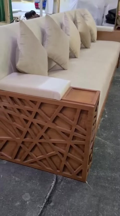 أثاثك الجديد صار أسهل وأرقى ويّا معمل "مودرن"! 🛋️✨
شغلنا كله بأيادي مصرية محترفة، يعني التفاصيل الدقيقة والمتانة اللي تدور عليها.

شنو اللي نسويه؟
🔸 غرف نوم
🔸 مطابخ
🔸 تخوم ملكية
🔸 ديكورات حديثة

زورونا بالمعمل وشوفوا الشغل بعينكم، أو دزولنا رسالة على الخاص واحنا بخدمتكم! 💬👇
📍 العنوان: الناصرية - حي سومر - شارع السوق العصري (مقابيل مجمع الأنوار).
