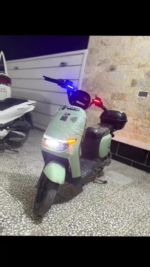دراجه شحن بوليس الريان ابيع كوم حديد ملف واكف يحتاج بطاريات لين بطاريتها جديدات وشديتهن انفخن بعدهن مجوددات عنواني بغداد بلديات رقمي ***********

سعر  ١٥٠
