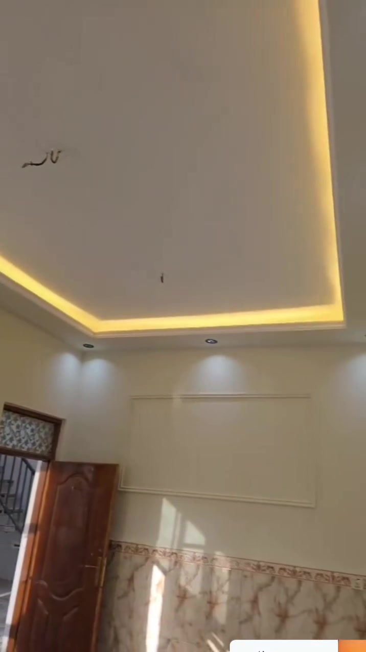 منزل للبيع بموقع مميز وبسعر مناسب في الديوانية للبيع او مراوس حسب قناعه

📍 حي الفرات – قرب شارع المستوصف
📐 المساحة: 100 متر مربع
📏 الواجهة: 10 أمتار
🏠 ركن وعلى ساحة
📄 طابو صرف
🏗️ بناء كونكريت مسلح
🏢 المنزل مكوّن من طابقين

الطابق الأول:
غرفة، صالة، استقبال، مطبخ، ودورتي مياه.

الطابق الثاني:
غرفتا نوم، صالة، ومخزن.

استفسار اتصل بالرقم ***********
