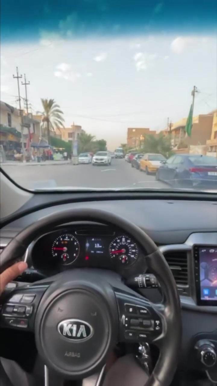 سلام عليكم
سورنتو لبيع مديل 16
تحكم ستيرن 
كشن سايق كهربائي 
سياره 7راكب 
محرك GDi
حساس خلفي امامي
شاشه كبيره
تدفئه كشنات 
سياره كلين وارد أمريكي 
بيها طخه بابتين صدر 
وطخه خشم البنيد  
العنوان (المشتل)
الهاتف☎️***********
***********
