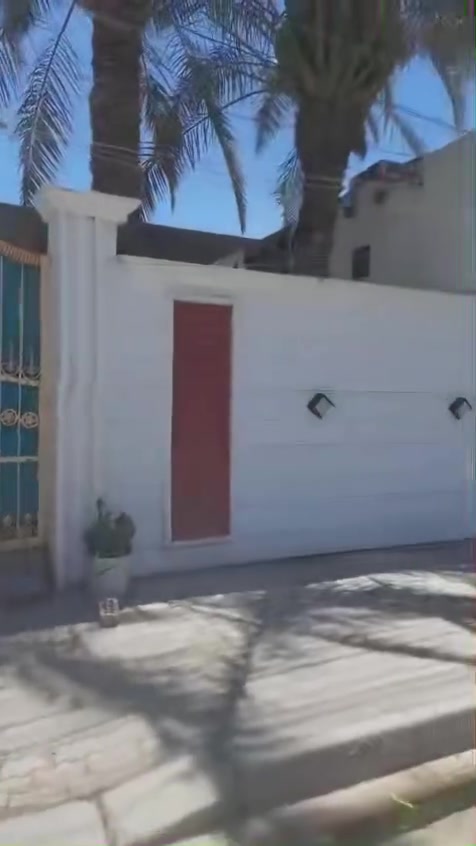 دار للبيع في حي العسكري المساحه ٣٠٠ متر
على شارع ٢٠ متر ( شارع النجده)

طابق واحد متكون من ٤ غرف وصاله ومطبخ وصحيات وبراني معزوله

البناء طابوق السقف عكاده 

السعر ١٥٥ مليون مع المجال 

مكتب انوار السماوة للعقارات
حي العسكري مقابل استدارة البانزين خانه.
***********
