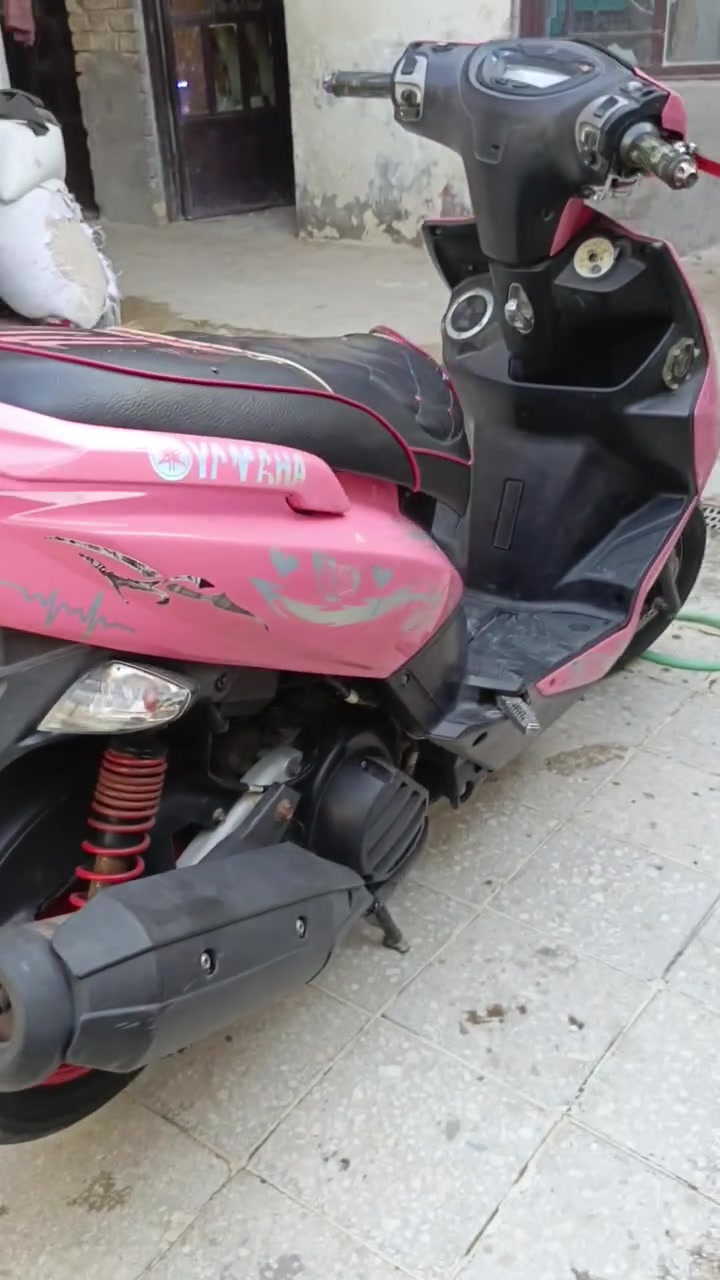 السلام عليكم دراجه GTR نضافه خير من الله ماشيه 15الف بمليون و250 بيها مجال بسيط للشراي هاذ رقمي *********** بغداد العبيدي
