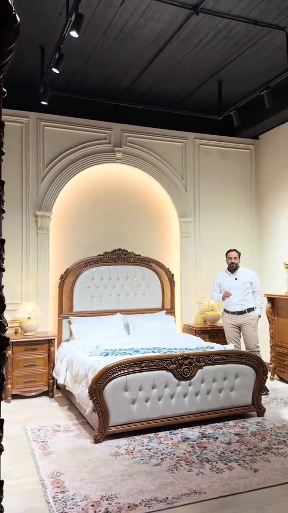 موديل الشاهين    متوفر الأن ضمن مجموعة الدرجة الممتازة اللون بندقي مطفي وتعتيق داخل النقوش السعر 7 ملايين وربع  فقط غرفة 6 ابواب طابقين ملحق داخل وخارج صاج طبيعي  الوجه صاج طبيعي 5 ملم الداخل صاج طبيعي 4 ملم القاعدة بلوك صاج  الظهر چرچوبة شد براغي  كل الغرفة دنگ زان لوكنز ثقيل  كل الغرفة لف الأبواب والمجرات خشب زان تاج الچرباية وميز المرايا خشب زان ثقيل  تاج الكنتور وزاوية الملابس خشب زان ثقيل السرير رگم لوح خشب چام 6 ارجل ثقيل  ارتفاع الكنتور 267سم عرض الكنتور 342سم عرض زاوية الملابس 123سم يعني الكنتور وزاوية الملابس ضلع كامل 465سم  السعر 7 ملايين وربع  فقط شركة الأفراح للأثاث العراقي  ‏ غرفة نوم- اطقم قنفات - مفروشات - اخشاب تصنيع الأثاث  ‏العنوان محافظة واسط قضاء العزيزية الشارع الجديد مقابل مسبح ومدينة ألعاب العزيزية  ‏التوصيل والشد مجاني إلى جميع محافظات العراق ‏خدمة استبدال الغرف العراقية القديمة بغرفة جديدة مع الاتفاق على الفرق ‏ خدمات ما بعد البيع لمدة سنة مجانية  *********** *********** *********** *********** *********** *********** #العراق #اثاث_فاخر #غرف_نوم #غرفة_نوم 
