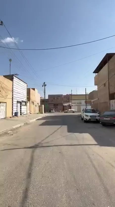 ٥٠م.حي الوفاء لاجار غرفتين وصاله ومطبخ سعر ٣٠٠الف *********** و ***********
