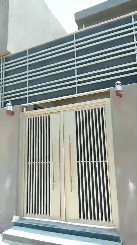بيت زراعي • ١٥٠م • شارع الزوار