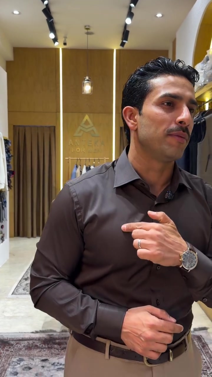 ملابس • علق للسعر