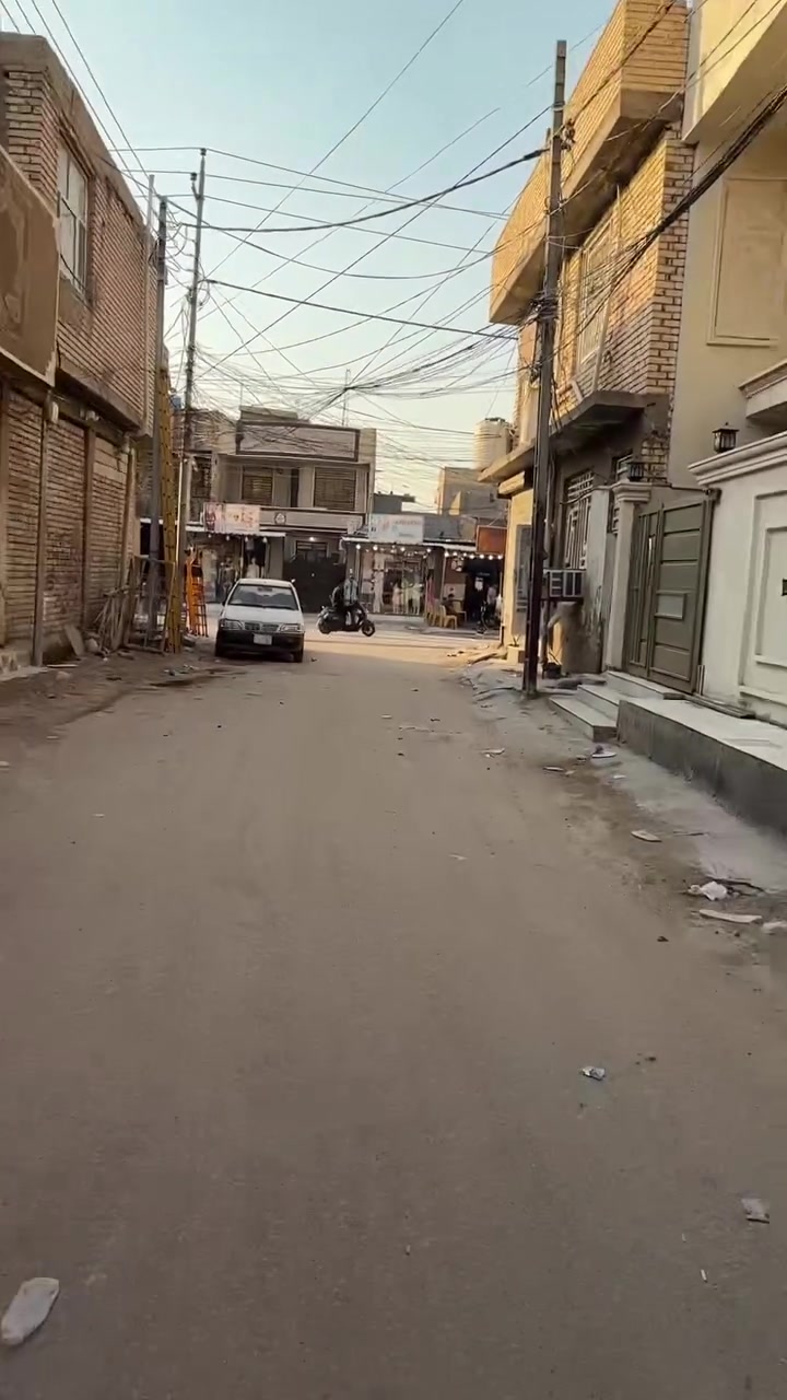 السلام عليكم 
دار للبيـــــــــــــــــــع 
كربلاء المقدسه حي الامام علي 
شارع اسواق برتقاله مساحه 50م
***********
