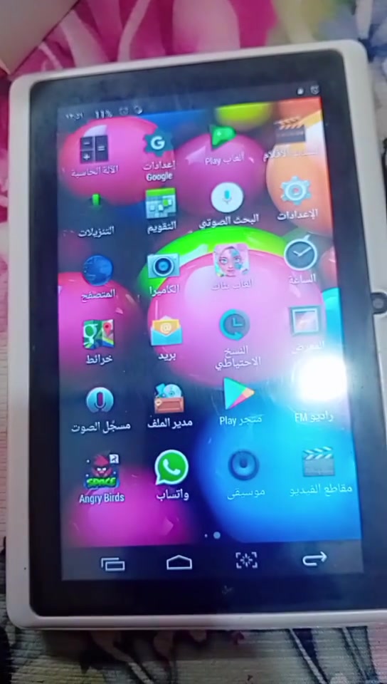 سلام عليكم ايباد للبيع بعده جديد مامستعمل يفتح جميع اللالعاب والبرامج مع كرت العاب الشراي يتصل ***********
