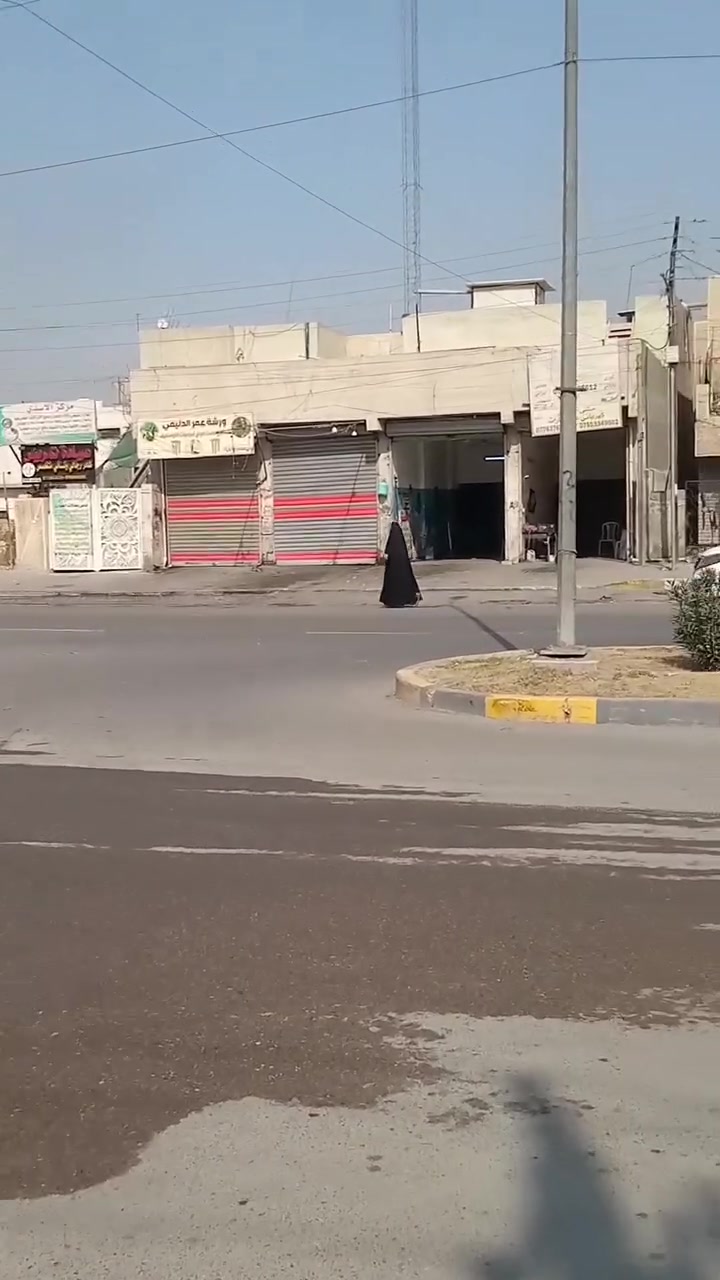 بنايه تجاريه • ٤ محلات • شارع البداله