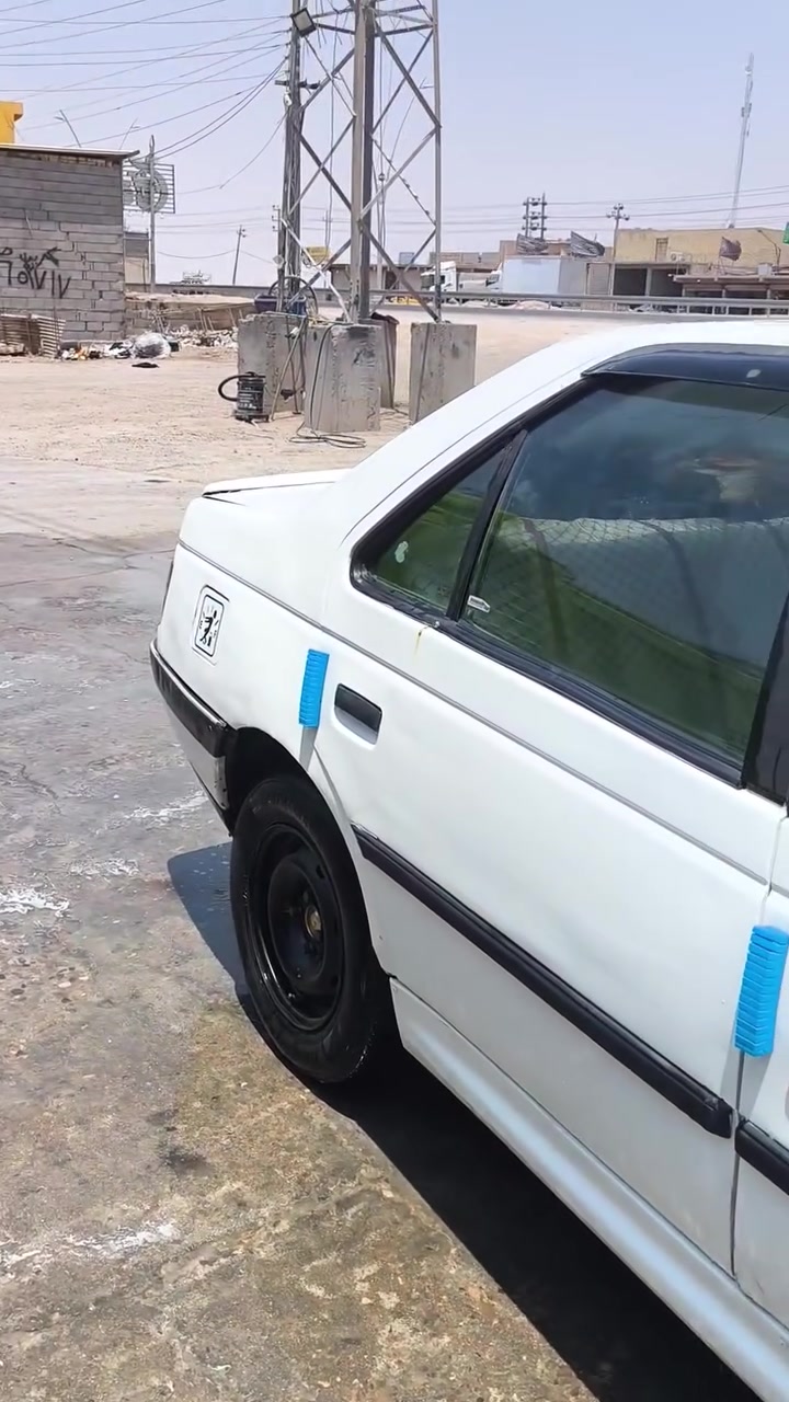 سلام عليكم بيجو 405 موديل 209 نضيفه اوحلوه سنويه منتهيه بل 22 ماعيله اي قرامه سياره كير مكينه جدد كهربائيات دوشمه تخم تاير بس التبريد عوزه راديتر السعر 27بيه مجال حك الجيه ***********

