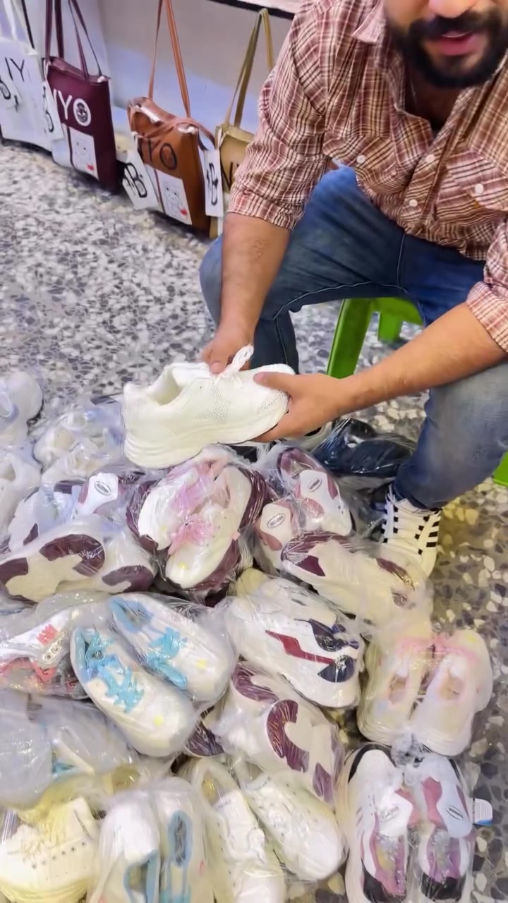 العرض اليوم تحطيم الاسعار فقط 5 الاف 
عروض يوم الجمعة 2026/9/18 من قسم الاحذيه 
سكوبي واحد عروض
العنوان النجف شارع العسكري كبل مقابل جملة بركات الزهراء الغذائية قرب أبو زهراء المضمد 
أوقات الدوام يومياً 
من الساعه 3 العصر إلى الساعه 11 ليلا 
رقم التوصيل ‭***********‬
لايك وتعلق حلو مثلكم 😘
#مجمع سكوبي 
#لايك 
#https 
#كوزمتك 
#حذاء_نسائي_تركي
