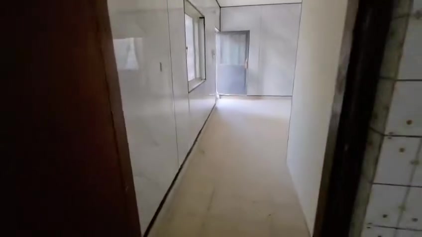 � بيت للإيجار – حي الجامعة
📍 الموقع: حي الجامعة، خلف سوبر ماركت أبو طلال
🏢 الطابق: الثاني

يتكون البيت من:
🛏️ غرفتين نوم
🛋️ استقبال
🍳 مطبخ

📍 موقع ممتاز وقريب من الخدمات.

💰 سعر الإيجار:900
📞 للاستفسار:***********
