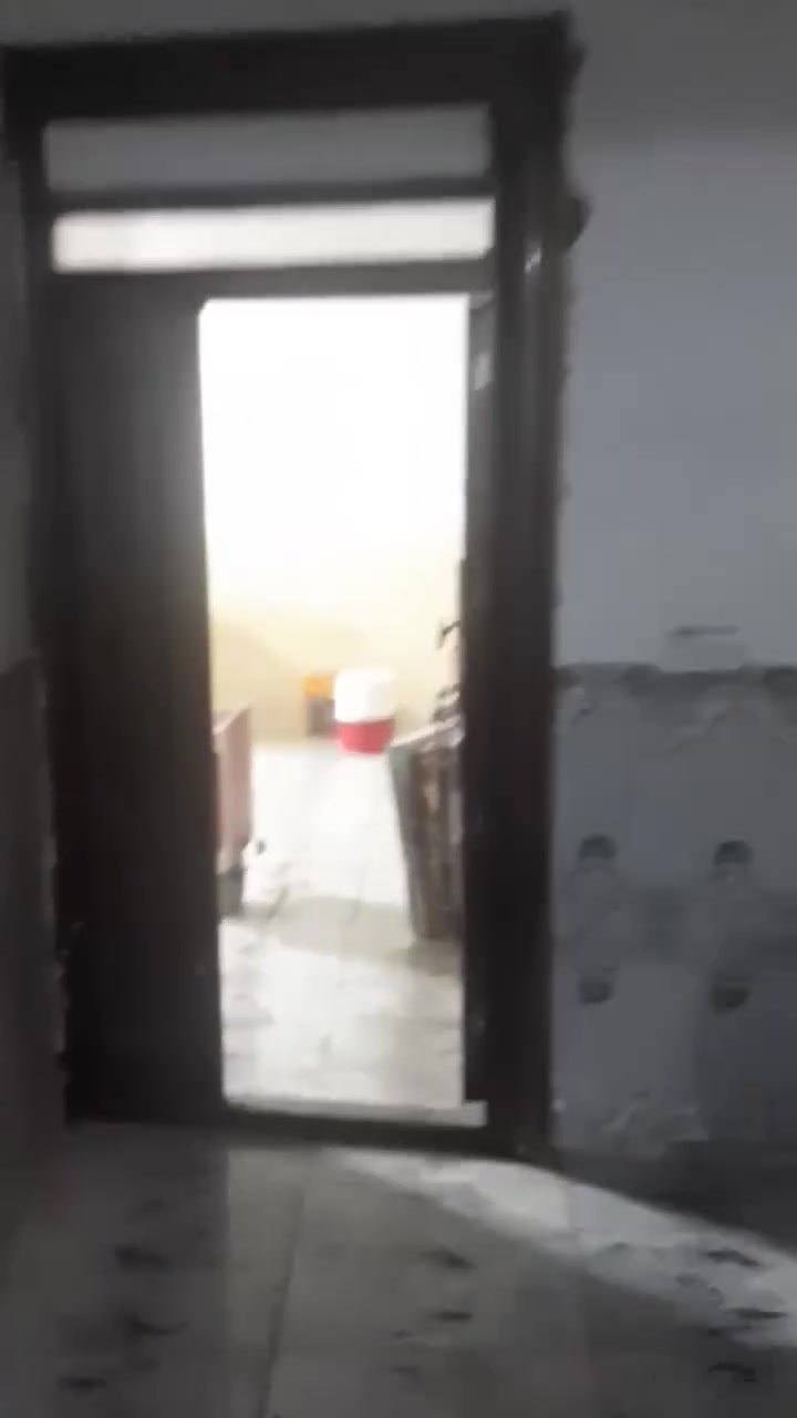 للايجار يوجد لدينه شقة سكنيه الموقع ديالى بعقوبه المركز السراي منطقة القيصريه
تتكون من 2 غرف نوم ومطبخ وصاله وبيتونه وصطح يجاره 275 الف مع المي والكهرباء وانترنيت واصل الستفسار اكثر عن باقي المشتملات وشقق والبيوت التصل رقم يوجد وتساب وتفاصيل اكثر ***********
