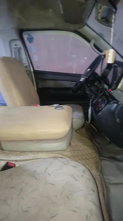 سلام عليكم اخوان جنبي موديل 13 سياره معمر بيه لهلالات ول جنطه بيه صبغ ول باقي مكفول سياره مصفره هيئه وغرامات تخم تاير جديد صدر جديد كير مكينه خير من الله دوشمه جديده *********** وسعر 120 وبيه مجال
