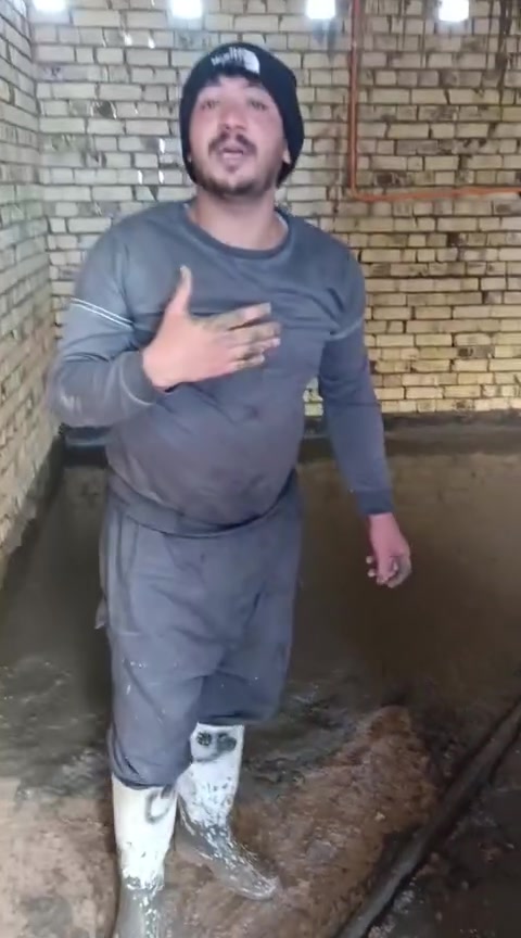 سلام عليكم نجارينه حدادينه احنه جماعته الصب *********** اليدوي عدنه كادر عمال نشتقل جميع القياسات الي عنده تصليطه صطح صبت نظافه رباطات بيتونه ناخذ قياس الصب ونترك السيراميك تنضيف حدل تقطيع جوينات احنه بل خدمه ***********
