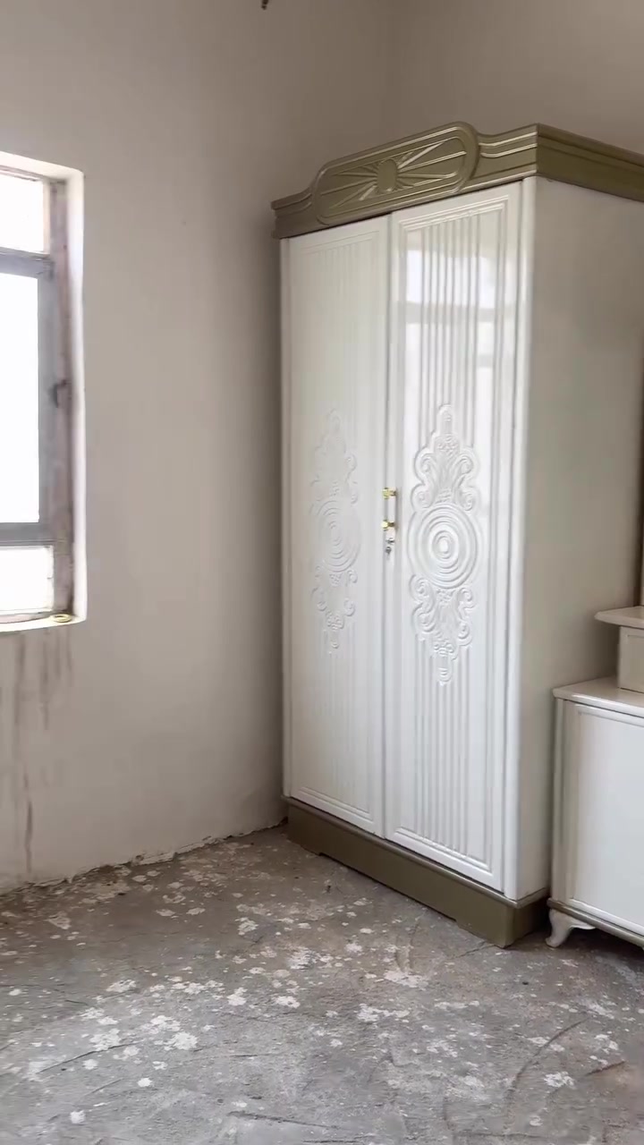 غرفه عراقي 
تصميم تركي
 اصباغ حراري اصلي 
تصميم وتنفيذ 
معمل ومعرض 
حسين سعيد للاثاث الحديث 
***********
