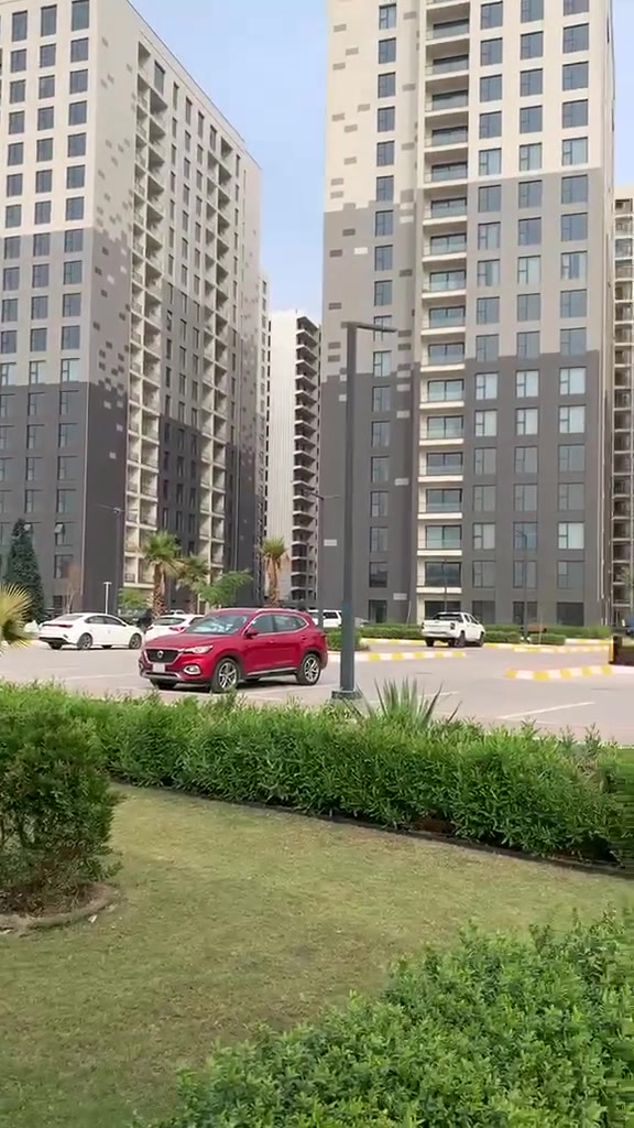 ✨ شقة للبيع – فرصة استثمارية مميزة في مجمع مارينا ✨

📍 الموقع: مجمع مارينا – بناية 
📐 المساحة: 144 م²
🗓️ موعد التسليم: نهاية 2027

🔹 تتكون من:

* غرفتين نوم
* صالة مريحة
* مطبخ
* لوندري
* 2 حمام

💰 السعر المطلوب: 288 مليون 

🔥 فرصة مناسبة للسكن أو الاستثمار بمجمع راقي وخدمات متكاملة

للاستفسار: ***********
