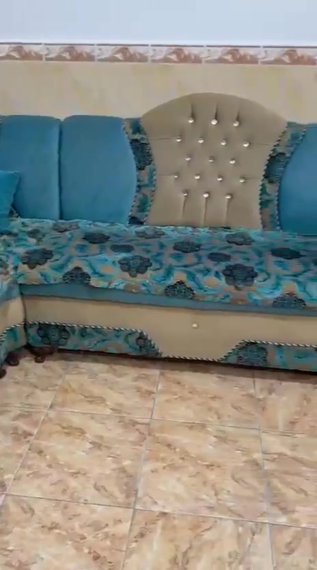 ديوان • ١٦ متر • نظيف