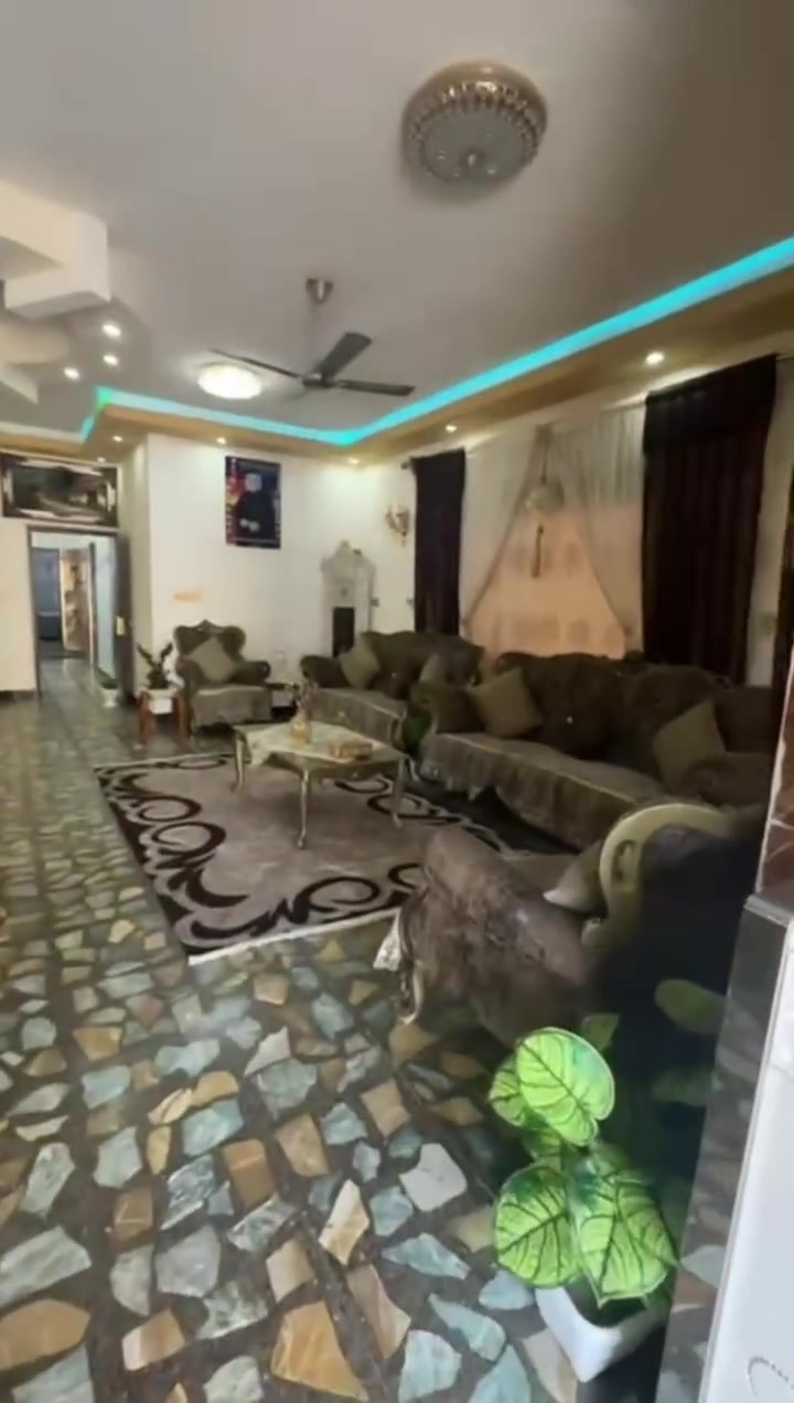 🏡 عقار مميز للبيع – 9 نيسان / البلديات

فرصة مميزة بمساحة 300م² وموقع جيد في بغداد، مناسب للسكن والاستثمار.

📐 المساحة: 300م²
📜 الملكية: طابو صرف
📋 العقار: ورثة + قسام شرعي
📑 متوفر: وكالة بيع
✅ لا يوجد رهن أو منع تصرف حسب المعلومات المثبتة
💧 ماء
🚰 مجاري
🛣️ تبليط
✅ الخدمات كاملة

📍 الموقع: بغداد – 9 نيسان / البلديات

📸 صور وفيديو حديث للعقار متوفر.

📲 للاستفسار والتفاصيل والمعاينة، التواصل واتساب:
***********
***********

للجادين فقط، حياكم الله 🌹
