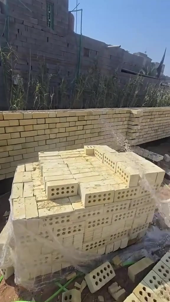 السلام عليكم خلفه بناء متفرغ شغل درجه اولى مكان كربلاء فقط ‏‪***********‬‏
