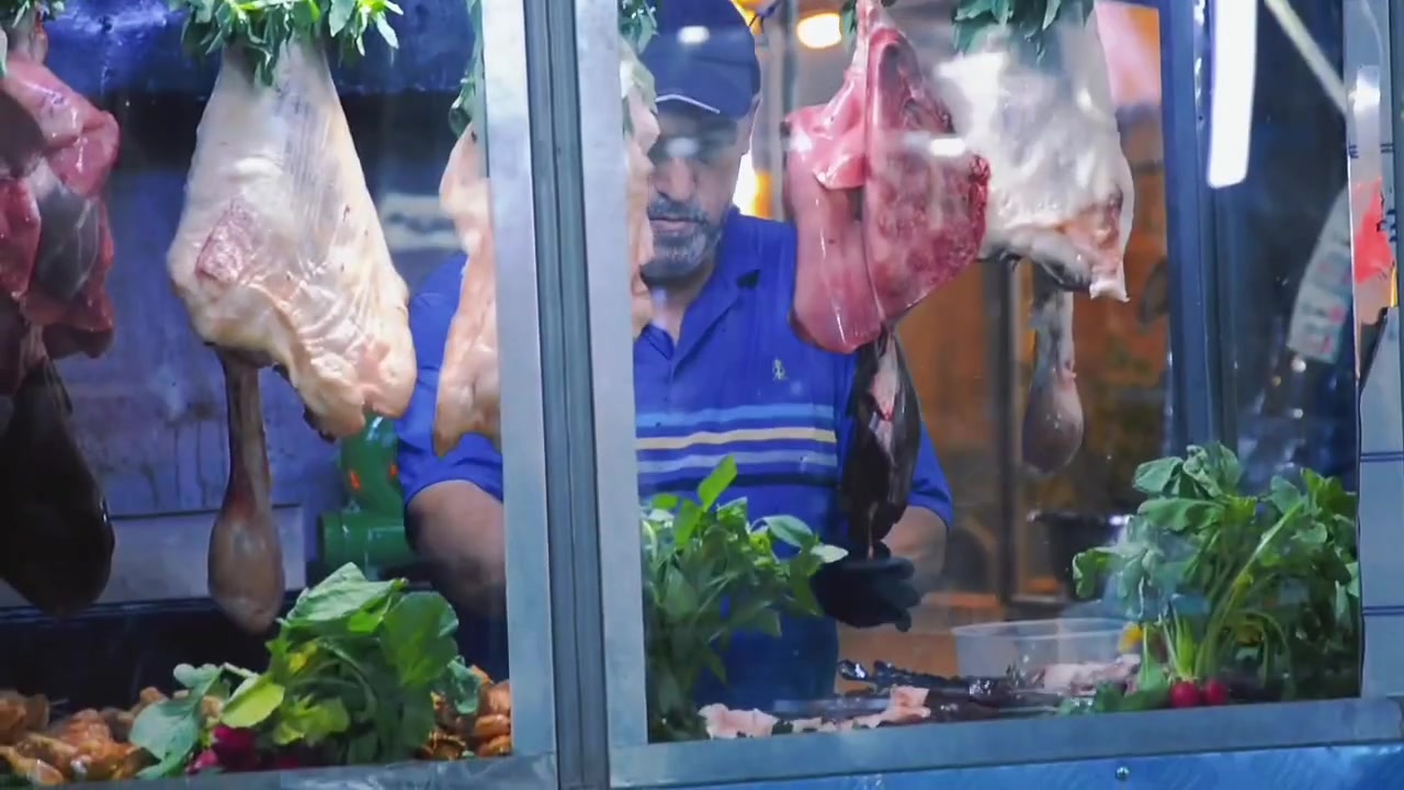🔥🥩 مشويات مقهى علي دعبول 🍗😍 
كباب لحم عراقي الله شاهد
جميع انواع المشويات عراقي فريش
🍗 دجاج عراقي — أمانة الله ورسوله
الدجاجة وزنها صافي 1 كيلو و800 غرام ❤️‍🔥
مشوي على الفحم وبطعم عراقي أصيل.

🍗 الأجنحة العراقية
• كيلو أجنحة — 12,000 دينار
• نصف أجنحة — 6,000 دينار
وتشمل: تمن 🍚 + مقبلات 🥗 + مرق 🍲

🍗 الدجاج على التمن
• دجاجة كاملة — 12,000 دينار
• نصف دجاجة — 6,000 دينار
مع التمن + المقبلات + المرق ❤️‍🔥

🥩 ومتوفر عدنا جميع أنواع المشويات العراقية:
🔥 كباب لحم عراقي
🔥 كباب دجاج
🔥 تكة لحم
🔥 تكة دجاج
🔥 معلاق
🔥 قلوب
🔥 شلاوي
🔥 عرايس لحم
🔥 عرايس دجاج

اركيله بابلي ألماني سعر الفين ونص
عصائر بكل انواعها قهوة شاي نسكافية كابتشينو قنوات مشفرة انترنت
العاب دومنه ورق طاولي بليارد 

🛵 توصيل متوفر إلى كافة أنحاء ديالى 
📞 للطلب والتوصيل ***********
عنوان بعقوبة تقاطع القدس مقابل محطة اشنونا الحكوميه مجاور مطعم اسماك دجلة حجي عباس 

❤️ شرفتونا ونورتونا، ويا هلا ومرحبا بيكم
🔥 الطعم عراقي… والشوي على أصوله 🔥
