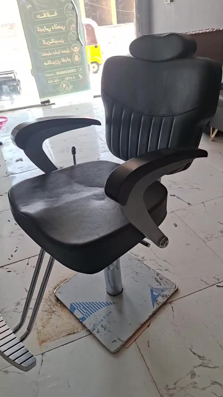 سلام عليكم كرسي جديد صاله ٢٠ يوم من شديته عزلت لمحل ومستعجل علا بيعته ***********
