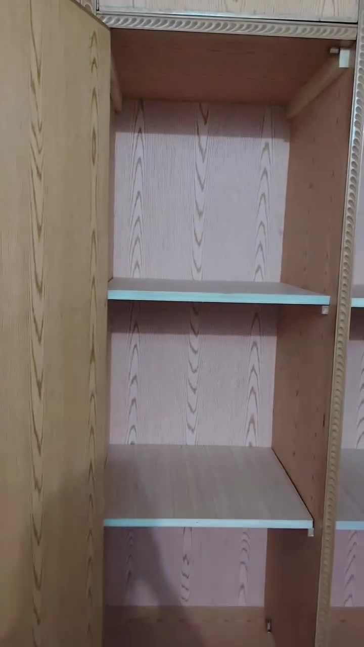 تم تصميم الى احد زبائن كنتور 4 باب طابقين 
خشب سنديان شغل اوله تزكام 
مع نقل والشد 

للطلب والاستفسار خاص او واتساب 
((      ***********      ))
