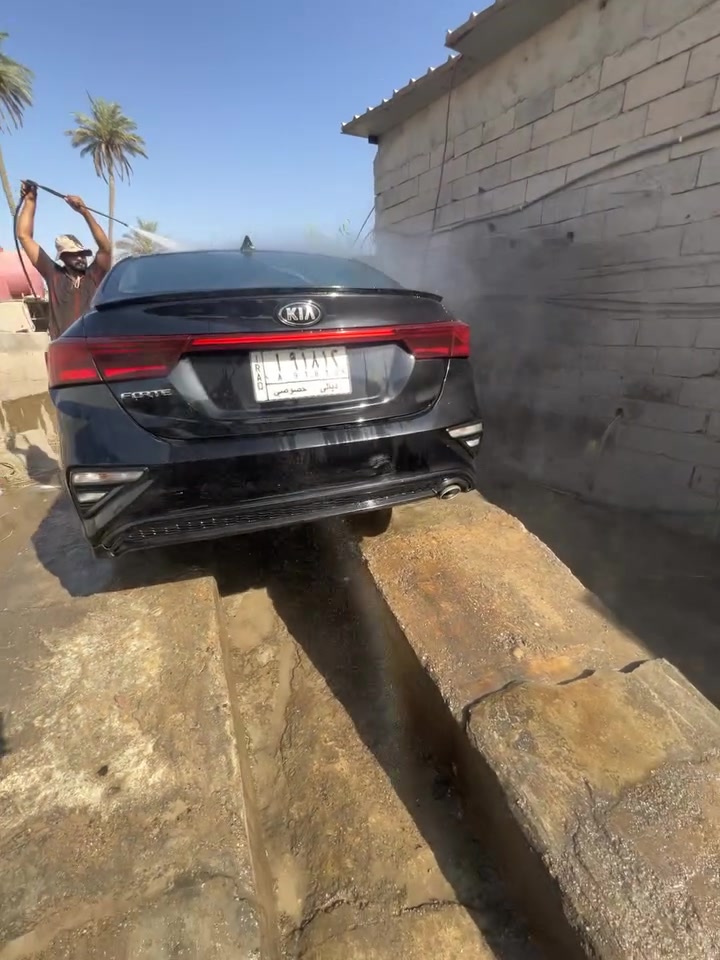 السلام عليكم

كيا فورتي 

2021

وارد امريكي  السياره معوقين بسمي باقي ١٠ شهر وتصير حره

حادثه فقط دعاميات

ماشيه 85 الف 

شاشة كبيره 

كامره

اشاير بالمري 

تحكم سترين 

مكينه 2000 دوش 

 

زوج تايرات قبل سبوع شادهن 

سياره خير من الله

سعر130

***********
