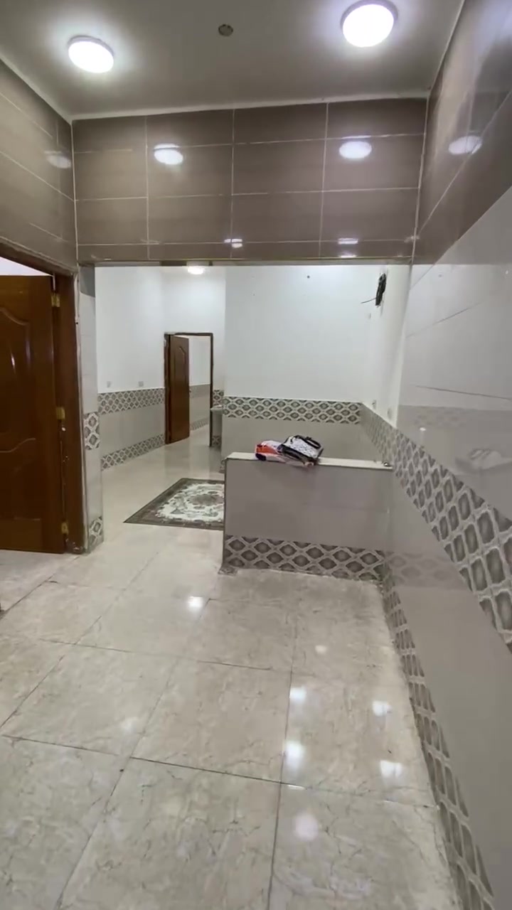 مشتمل ارضي في منطقه التحسينيه الايجار
تتكون من 
صاله 
ومطبخ 
وغرفه منام 
سعر الايجار 
450 وقابل للتفاوض 
***********
#عقارات المتين
#البصره_شط_العرب 
#البصره_بغداد_العماره_ناصريه_بابل_ثوره
