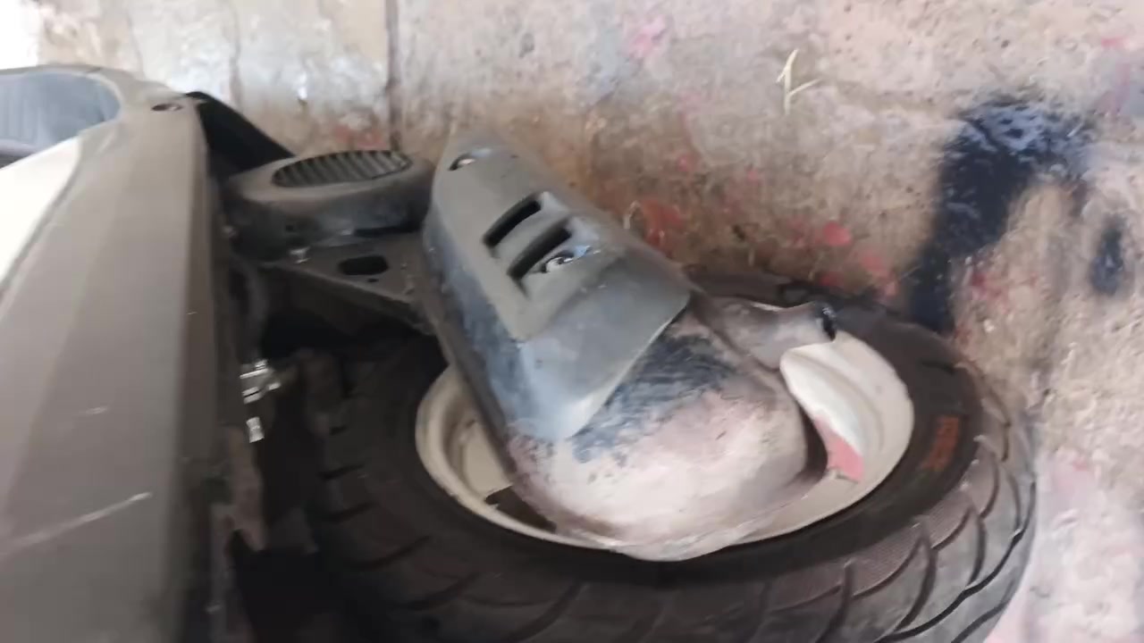 ماطور بزون كلو شرط مكينه شرط اول تعميره شاصي شرط كهربائية شرط حتى سلف تايات جديده سعرو 325بي مجال بسيط هذا رقمي خابرني تدلل مكاني بل ايمن ***********او كورك ***********
