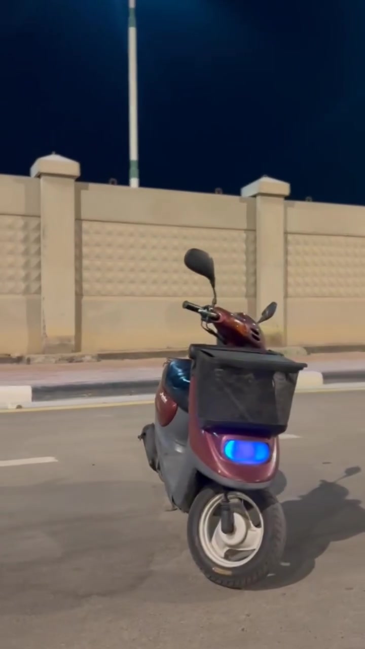 🏍️ للبيع دراجة منغولي

💰 السعر: 450 ألف وقابل للتفاوض

🔹 الدراجة مفتوحة مرة وحدة فقط
🔹 تجفيت بلادي درجة أولى
🔹 نظيفة وحالتها جيدة
🔹 جاهزة للاستخدام وما تحتاج شغل

📍 كربلاء المقدسة سيف سعد 
💵 بيها مجال بسيط بالسعر 
رقم الهاتف ***********
