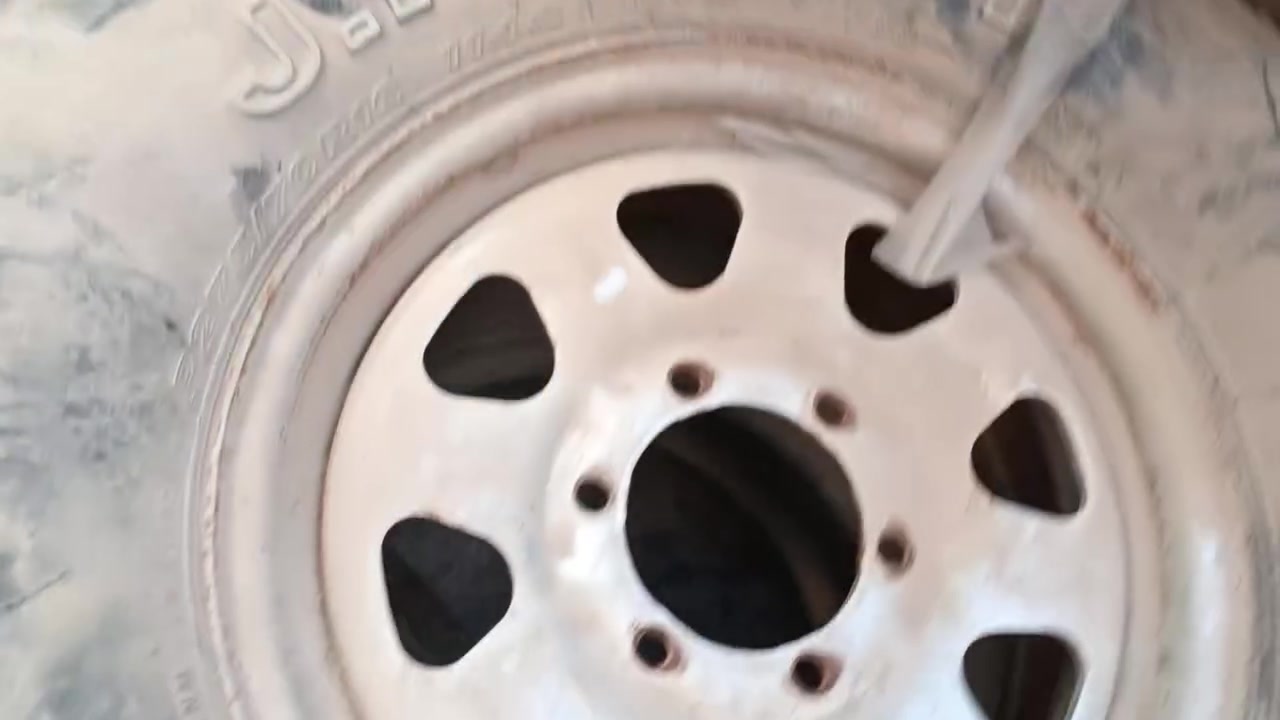 أغراض نيسان باترول للبيع افلنجات خلفي 2فلنجه امامي 1لوي اثنين خلفي ولوي امامي تاير سبير نص عمر سله تزكام ثقيل قوي الاتصال على رقم الهاتف ***********

